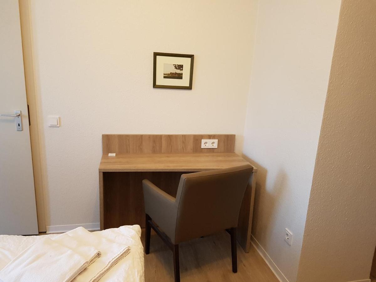 Hotel Pension Haus Pooth ヴェーゼル エクステリア 写真